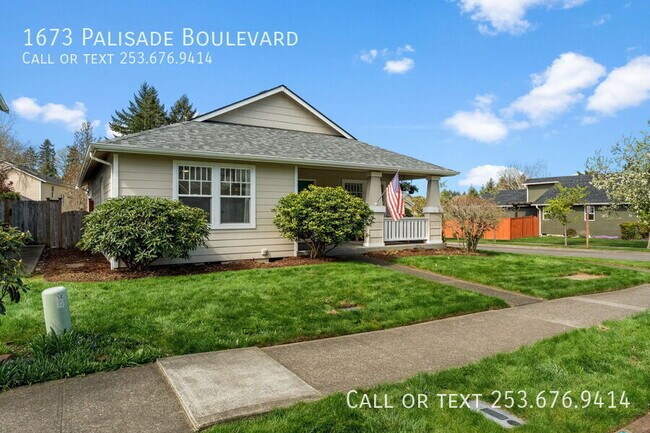 Building Photo - 1673 Palisade Blvd