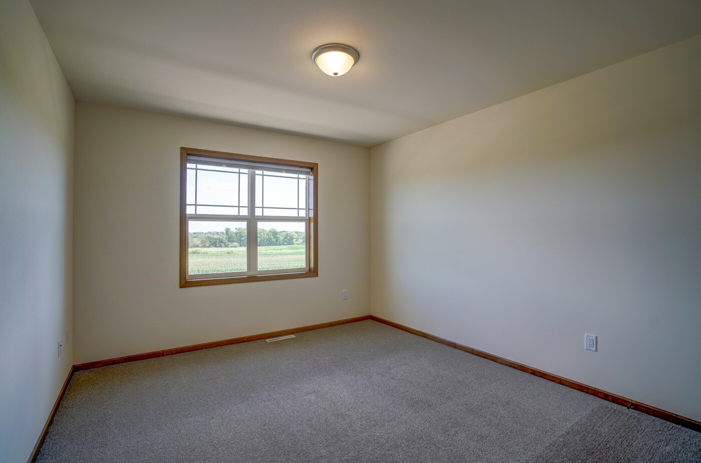 Building Photo - 400 Odyssey Ct