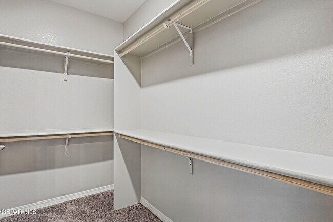 Building Photo - 14828 Tierra Coruna Ave