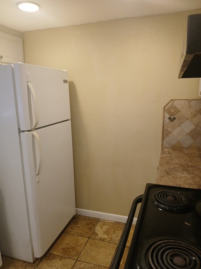 Building Photo - 5101 Middlecoff Cir