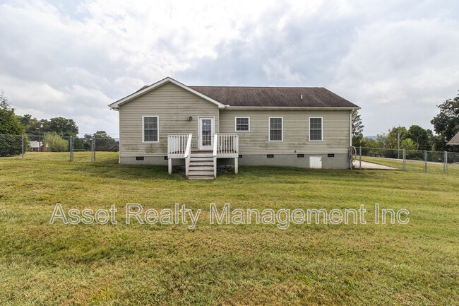 Building Photo - 7821 Griffith Rd