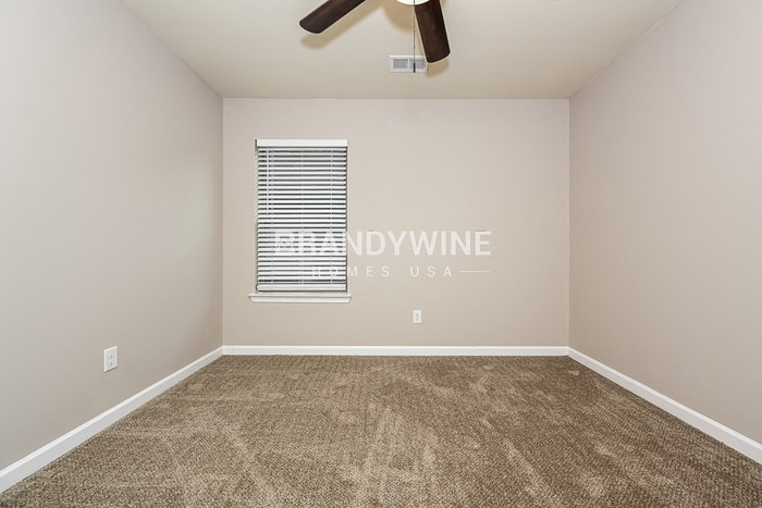 Building Photo - 230 Emporia Loop