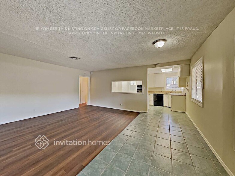 Building Photo - 6917 Matilija Ave