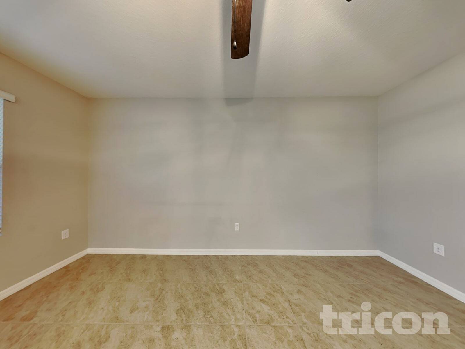 Building Photo - 5765 Arlington River Dr.