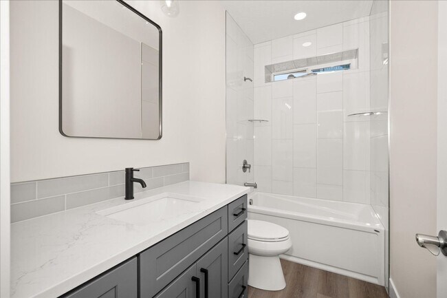 Building Photo - $3,375 - 4 Bed / 3 Bath Gorgeous Brand New Build Home with Beautiful Views