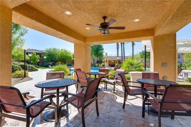 Building Photo - 845 Pantara Pl