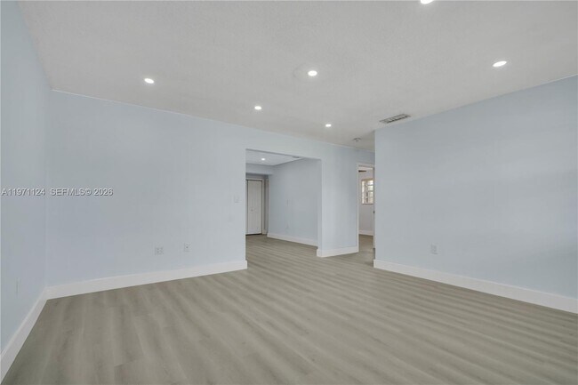 Building Photo - 8772 SW 27th St