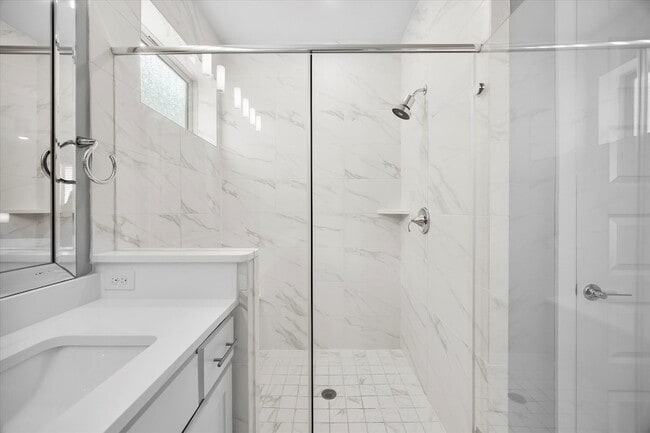 Building Photo - 8220 Callimont Ln