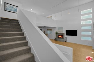 Building Photo - 120 Fleet St