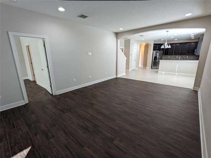 Building Photo - 16044 Bella Woods Dr