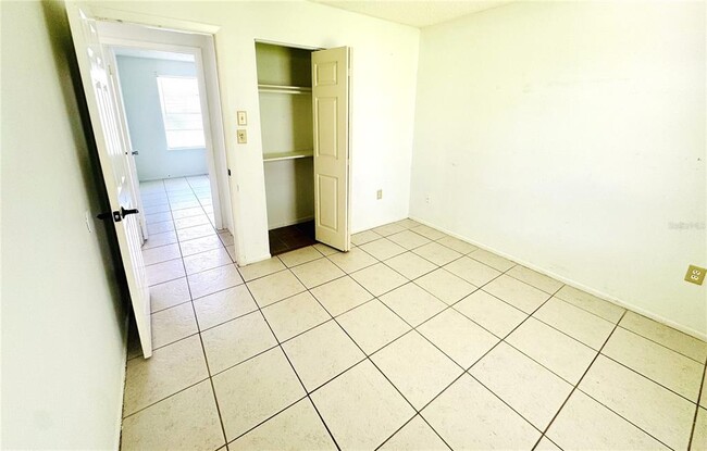 Building Photo - 16 Northfleet Ln