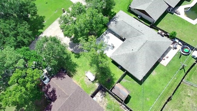 Building Photo - 5019 Timber Ridge St