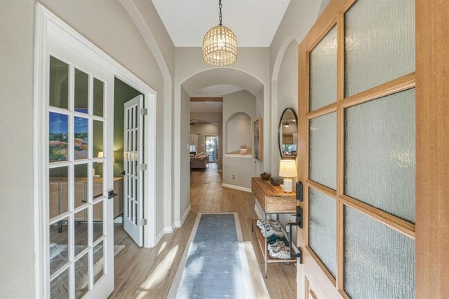 Building Photo - 10204 Wind Cave Trail