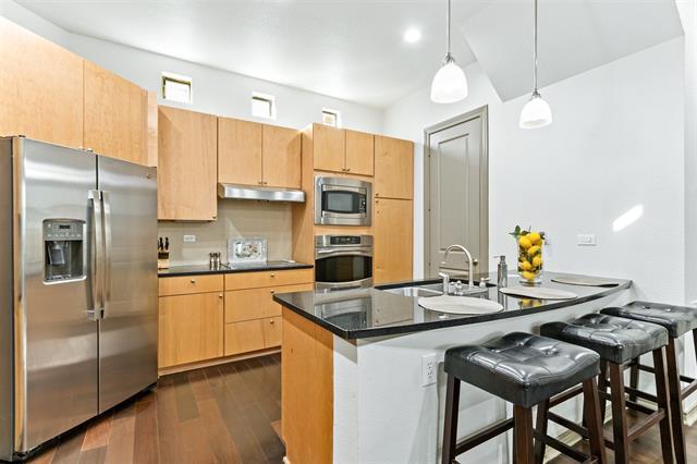 Building Photo - 1207 Beaconsfield Lane