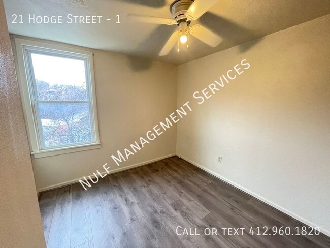 Building Photo - 2 Bed, 1 Bath unit in Oakland