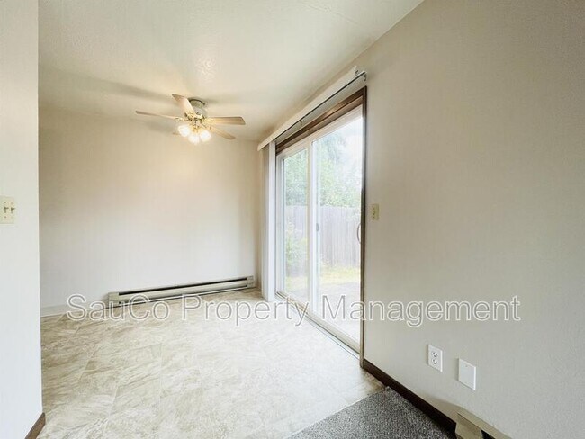 Building Photo - 1621 23rd Ave