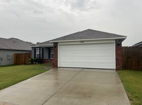 Building Photo - 1191 S Jaybird Ln