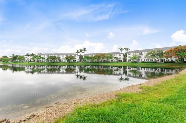 Building Photo - 781 SW 148th Ave