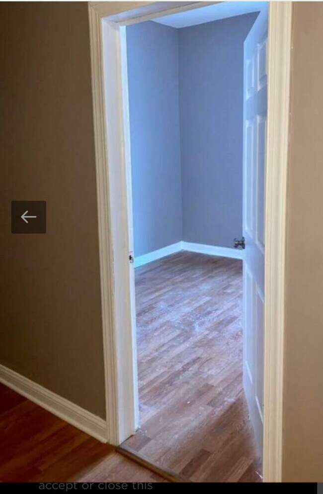 Building Photo - 5918 S Calumet Ave