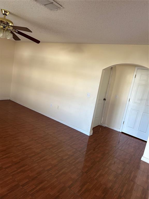 Building Photo - 703 Bluebill Way