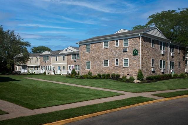 Building Photo - 45 Fairfield Way