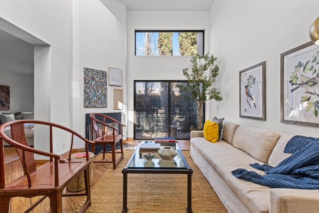 Building Photo - 12000 Goshen Ave