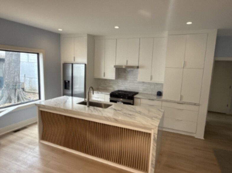 Building Photo - 1073 Hemphill Ave NW