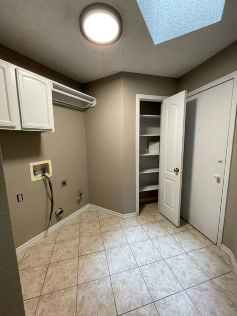 Building Photo - 13742 Paseo Verde Dr