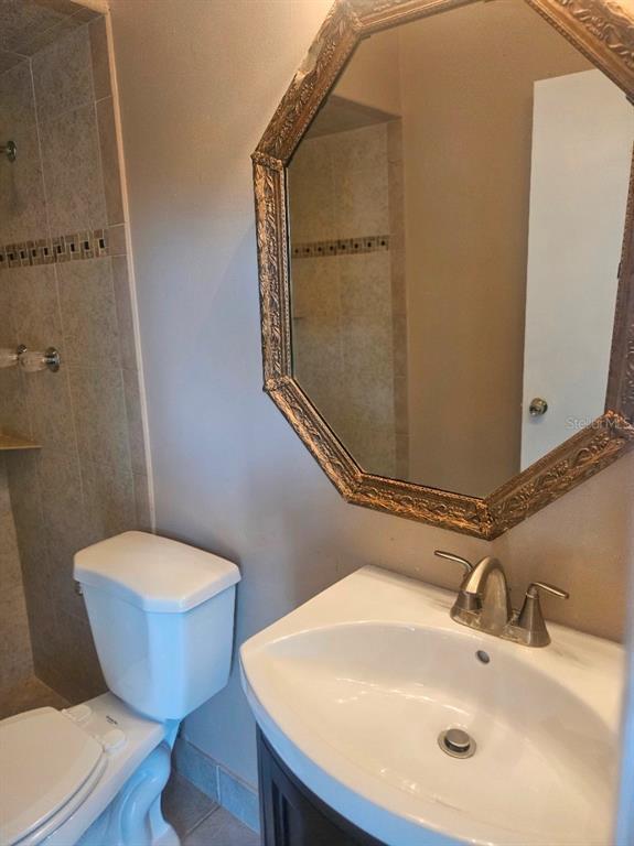 Building Photo - 1225 Armsdale Ave