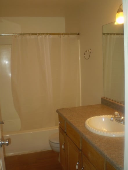 Master Bath - 11350 SW Ironwood Loop