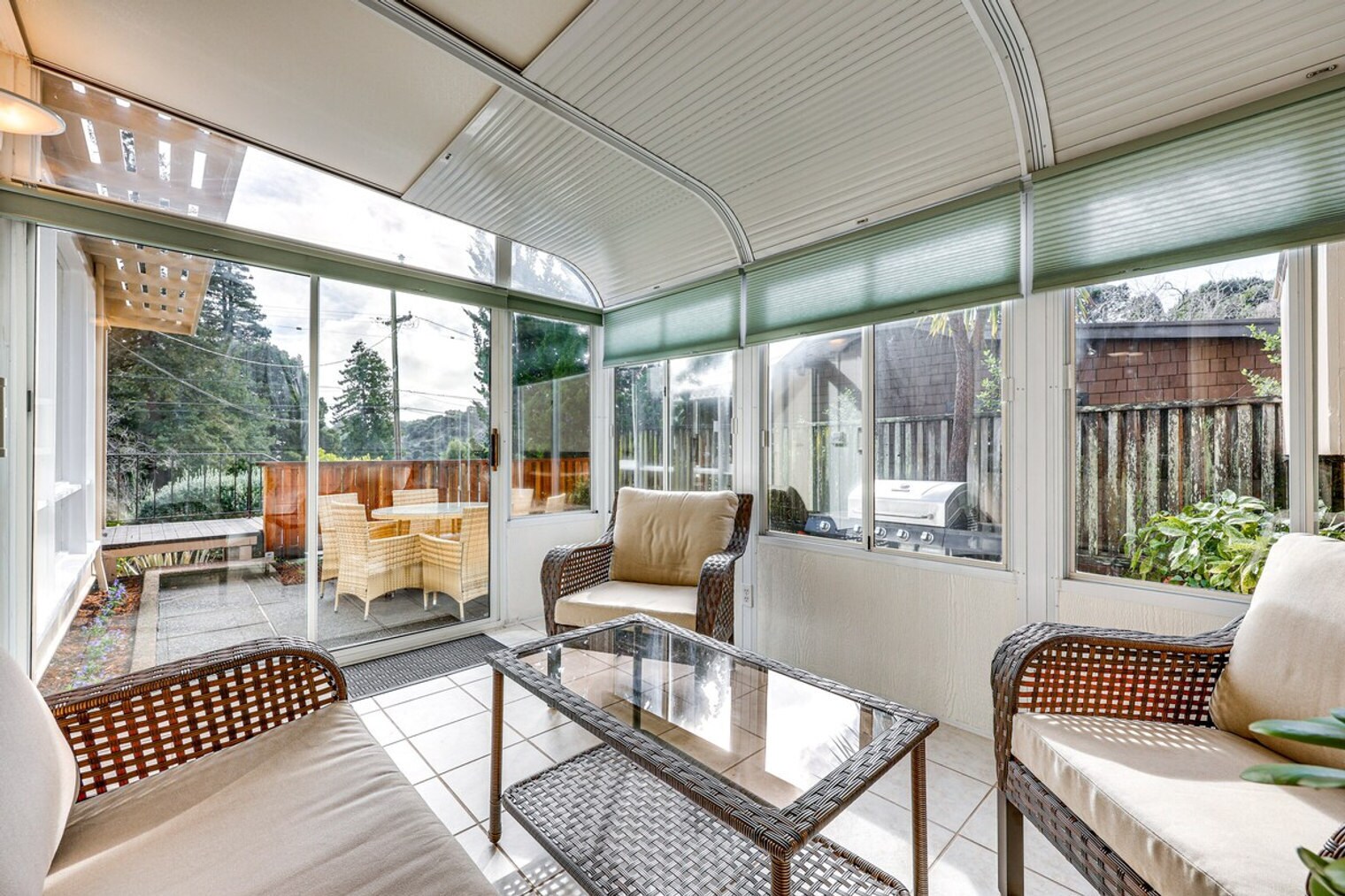 Building Photo - 218 Morning Sun Ave