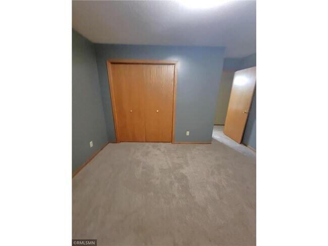 Building Photo - 704 8th St N