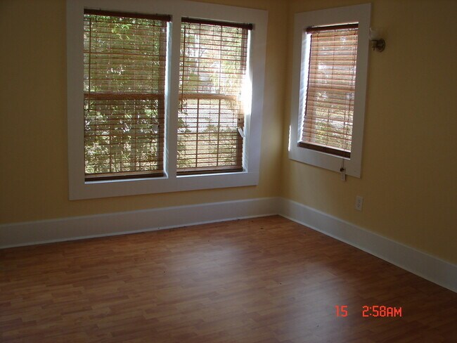 Building Photo - 5362 Smith St