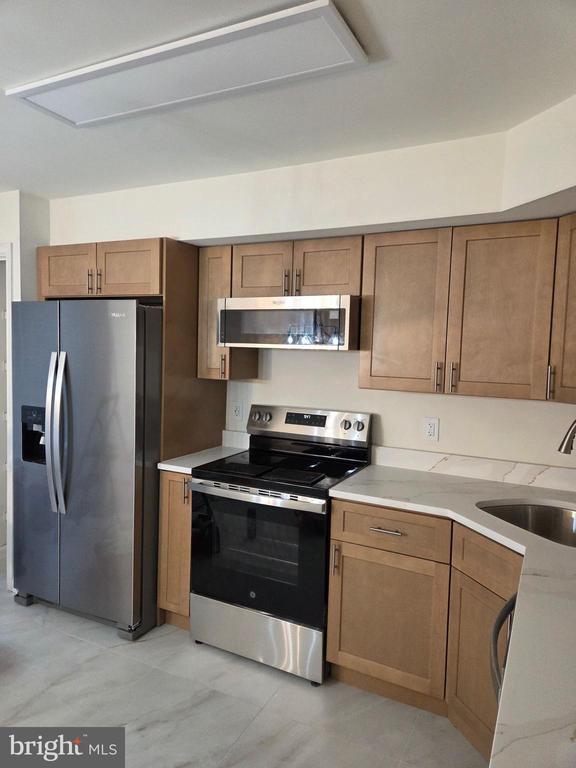 Building Photo - 3125 Sonia Trail