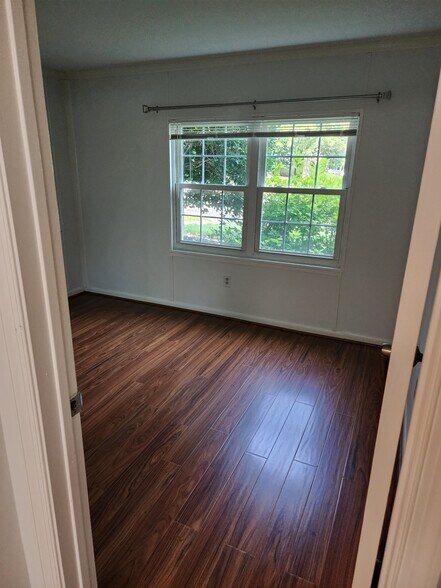 Building Photo - 20225 Shipley Ter