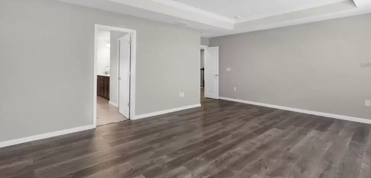 Building Photo - 6018 Glory Bower Dr