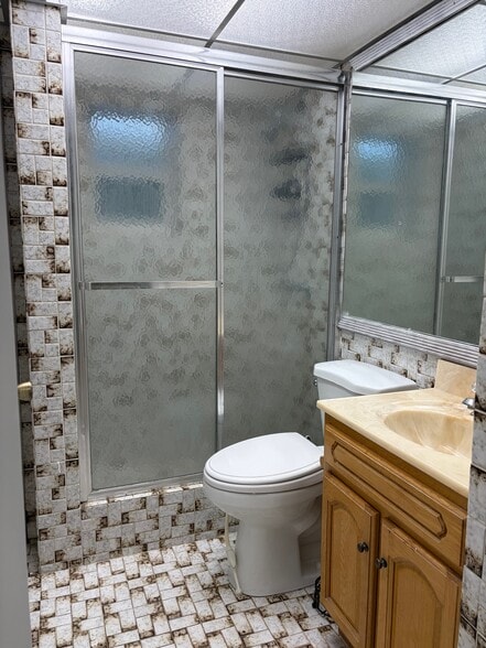 Building Photo - 900 NW 32nd Ave