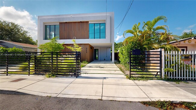 Building Photo - 353 NW 50th St