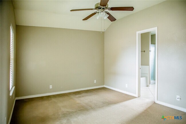 Building Photo - 2908 Tarrant County Dr