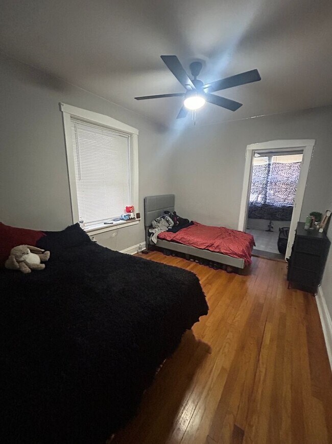 Building Photo - 4017 N Mozart St