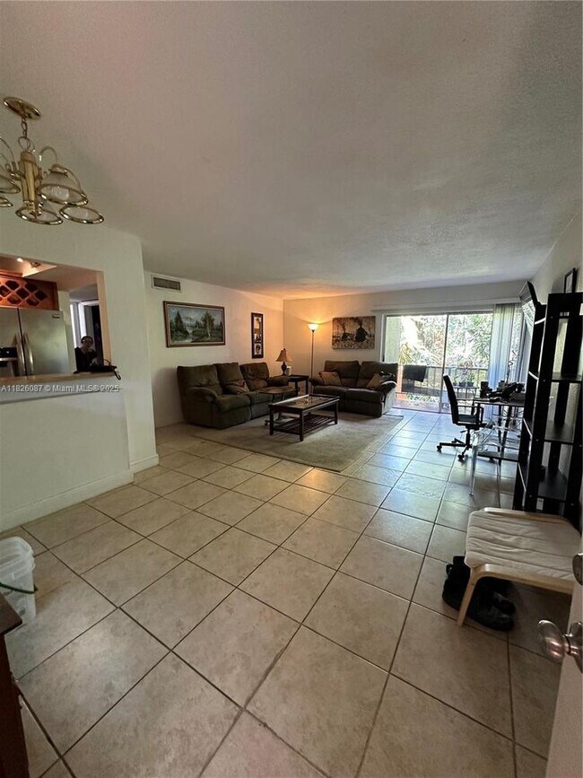Building Photo - 9487 SW 76th St