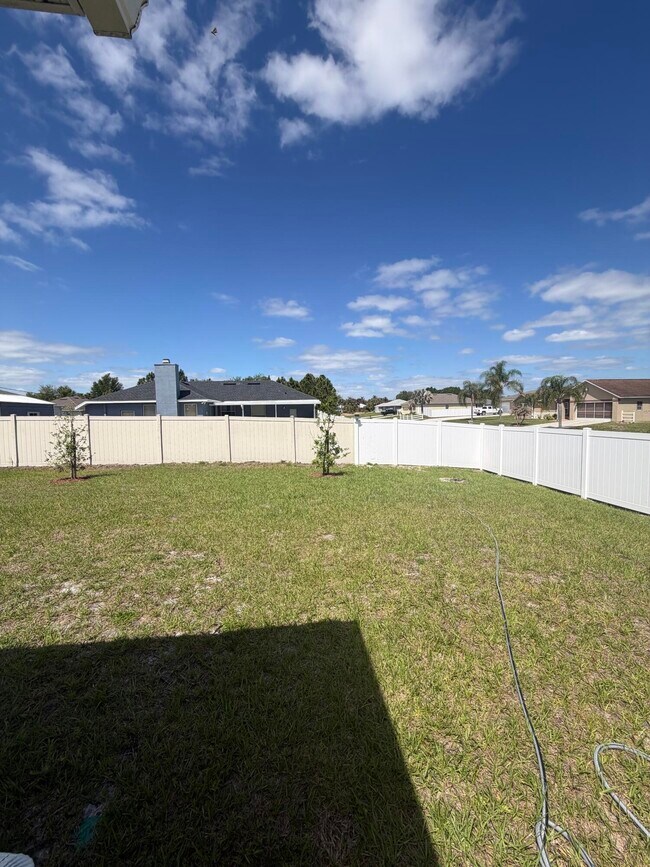 Building Photo - 2008 Olympia Ave SW