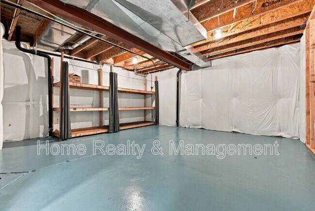 Building Photo - 12236 Kalispell St