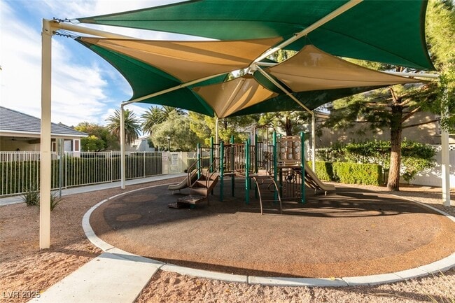 Building Photo - 10385 Morning Sorrow St