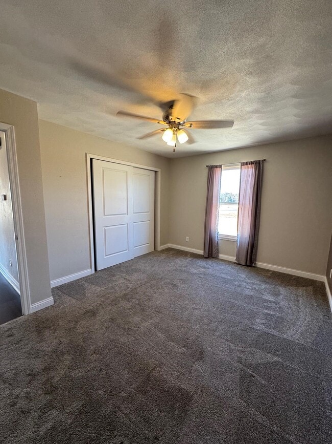 Building Photo - 836 Wingate Pl