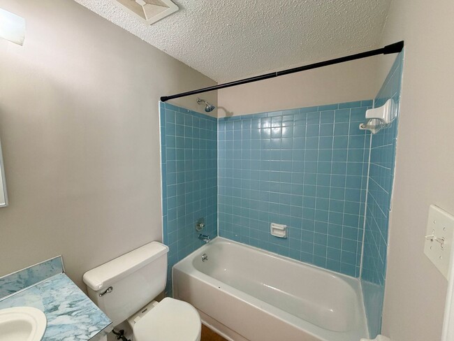 Building Photo - Large Lot; Fenced Backyard; No HOA