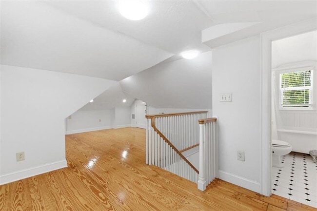 Building Photo - 555 18th Ave NE