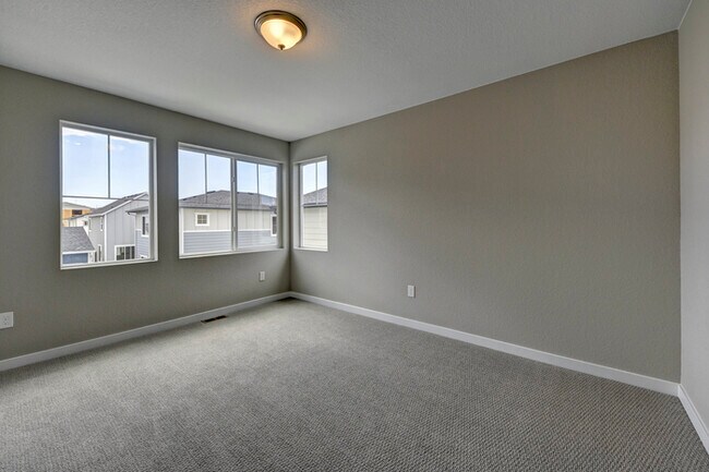 Building Photo - 5875 Spring Breeze Drive Colorado Springs,...