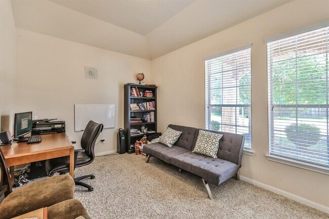 Building Photo - 6511 Lavender Bend Ln
