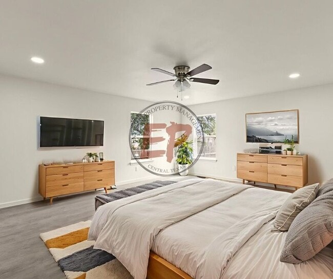 Building Photo - 2208 Gorman Ave